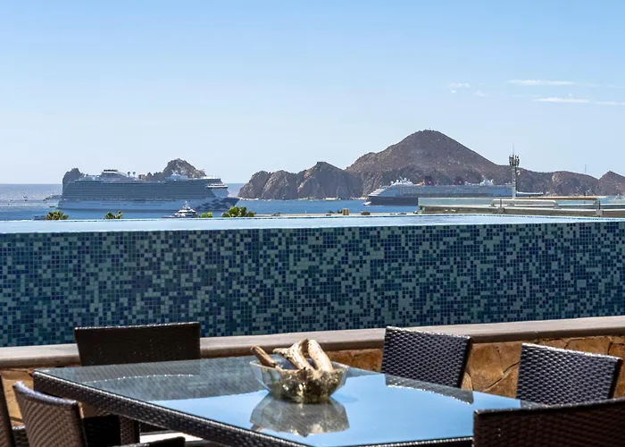 Luxury With Pool, Jacuzzi, And Private Terrace Apartment *