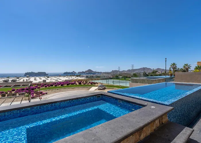 Luxury With Pool, Jacuzzi, And Private Terrace Cabo San Lucas